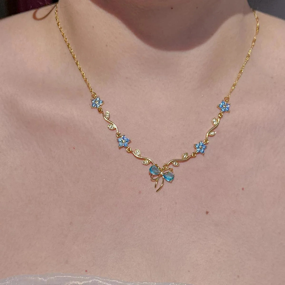 Princess Ribbon Necklace