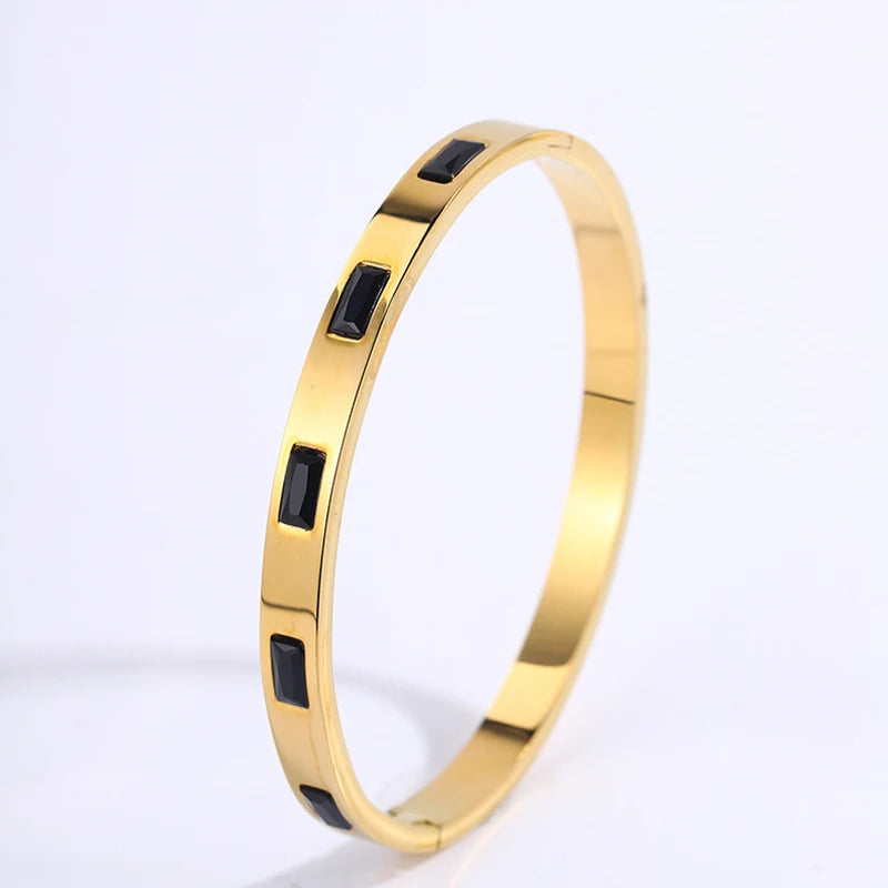 Luxe Girl Onyx Bangle